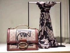 -COACH蔻驰(德基广场店)