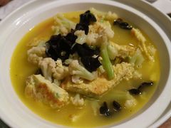 有机花菜烩蛋饼-小厨娘淮扬菜(清江苏宁广场店)