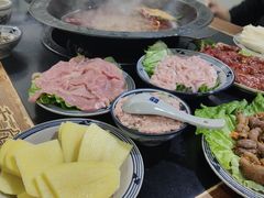 -重庆故事姊妹老火锅(财经学院店)