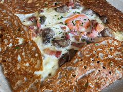 鸡蛋蘑菇熏肉荞麦可丽饼-RAC BAR(安福路店)