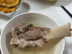 -周震馄饨