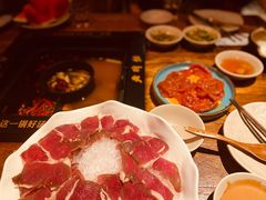 -老牌坊云南鱼豆花火锅(爱建店)
