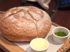 -恰餐厅及酒吧 CHAR Bar & Grill (北京丽都皇冠假日店)