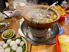 石橄榄炖鸡-洪大厨鸡煲(福田店)