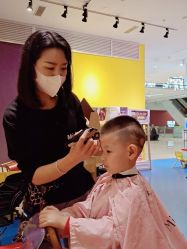 -Mini Me儿童美发王国(友好时尚购物城店)