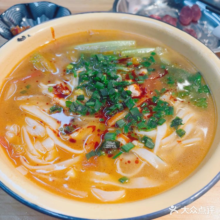 来一碗螺蛳粉吧