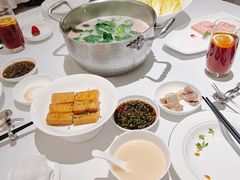 鼎级松茸锅-红雀围·海鲜火锅(陆家嘴中心店)