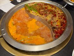 -沸炉重庆老火锅(军事博物馆店)