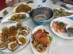 -覃记海鲜美食餐厅