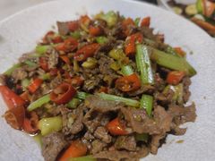 -嘉丰湘菜馆(芳群园店)