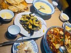 -阿洪锅贴王(小吃城店)