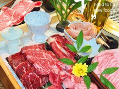 -铭牛烧肉·和牛海鲜自助(高新月牙湖店)