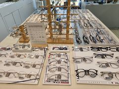 -天空之镜眼镜店蔡司依视路授权店(天通苑店)