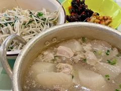 萝卜筒子骨汤-彭耕记猪油炒小菜(吉联mall店)