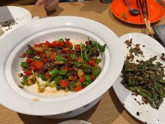 -渝信川菜 · 川味家常菜(财富购物中心店)