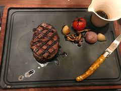 -恰餐厅及酒吧 CHAR Bar & Grill (北京丽都皇冠假日店)