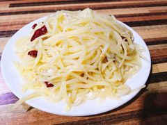 炒土豆丝-济南亮亮烧烤(延安三路店)