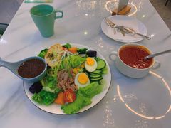 -丽莎沙拉轻食餐厅(国贸店)