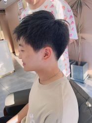 -一東造型烫发染发