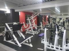 -越·健身工作室(华尔兹广场写字楼B栋店)