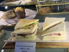 -广州天河希尔顿酒店