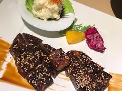 -穹六人间 people 6(岳阳路店)