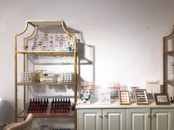 -Yolee雅妮容颜定制美睫·美甲