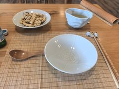 -蟹家大院 · 独揽江景(滨江店)