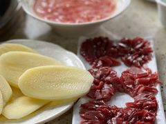 -叶二姐九尺鹅肠火锅(南部新城店)