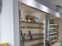 -视野联行眼镜•蔡司•依视路(温江店)