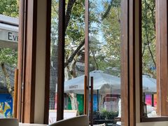 -VERIE BAKEHOUSE