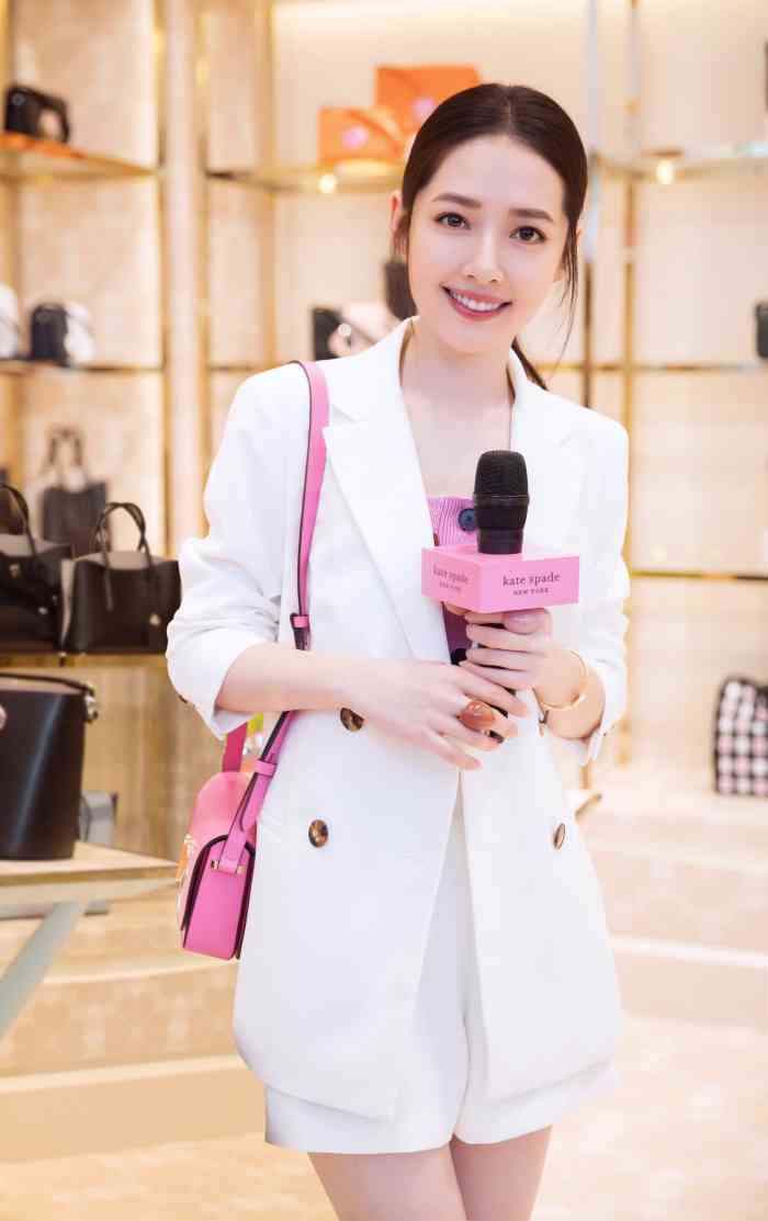 katespade(成都远洋太古里店)-"这个牌子也是莫名在国内就火起来,国内