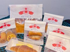 -红星前进面包牛奶公司(君太店)