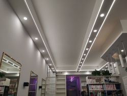 -V8潮牌·接发烫染连锁