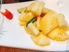 青柠檬拌鲜菠萝-云海肴·汽锅鸡·云南菜(苏州中心店)
