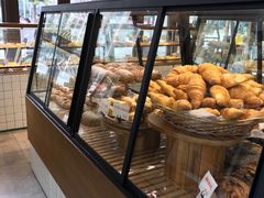 -Dough&Joe团憩(瑞虹天地月亮湾店)