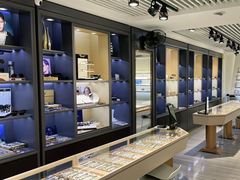 -宏宇眼镜蔡司依视路折扣店(兆佳眼镜城店)