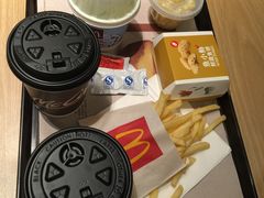 -麦当劳(杭州西湖银泰百货店)