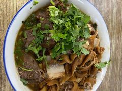 卤煮火烧-门框胡同百年卤煮(新街口店)