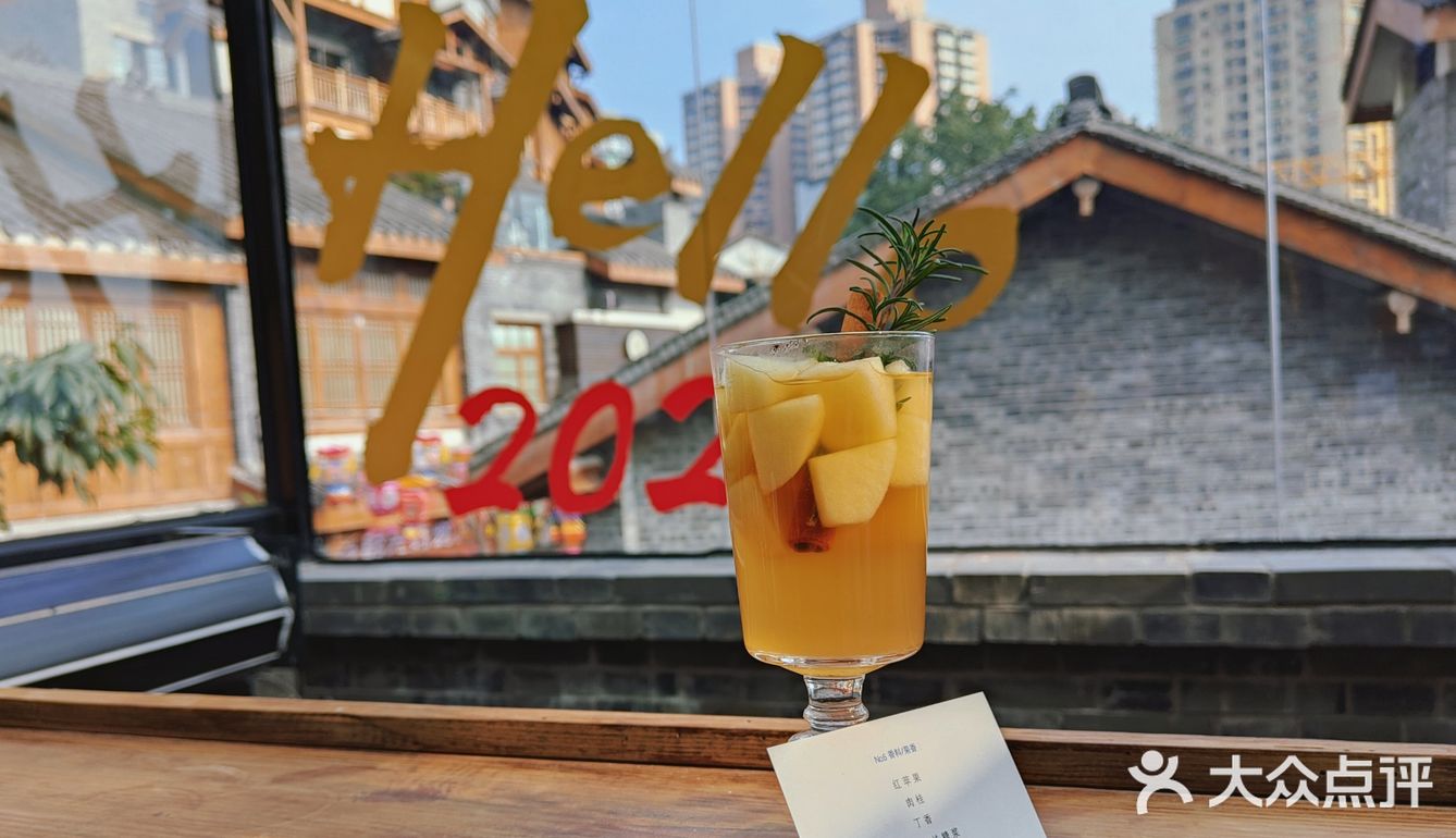 林卡咖啡•十八梯闹中取静的宝藏咖啡店