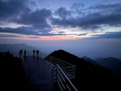 -牛背山