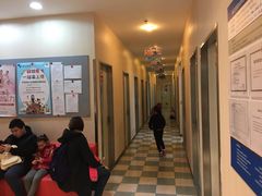 -柏斯音乐艺术中心·钢琴·吉他(上音店)
