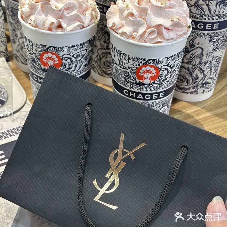 姬门永存！买两杯 中一杯！！