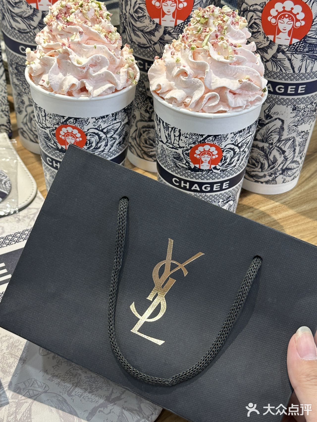 姬门永存！买两杯 中一杯！！