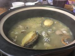 鲍鱼花螺鸡煲-吉品莞家·鲍鱼鸡煲(东莞店)