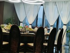 -亿香酒店
