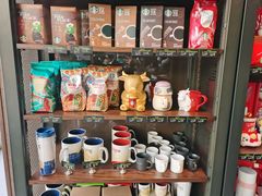 零售区-星巴克臻选(南京江宁万达广场店)