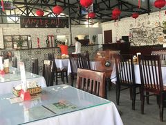 -Lanterns Vietnamese Restaurant