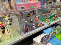 -泡泡玛特POPMART (北京超极合生汇店)
