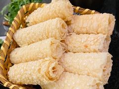 铃铃卷-湊湊火锅·茶憩(打浦桥日月光店)